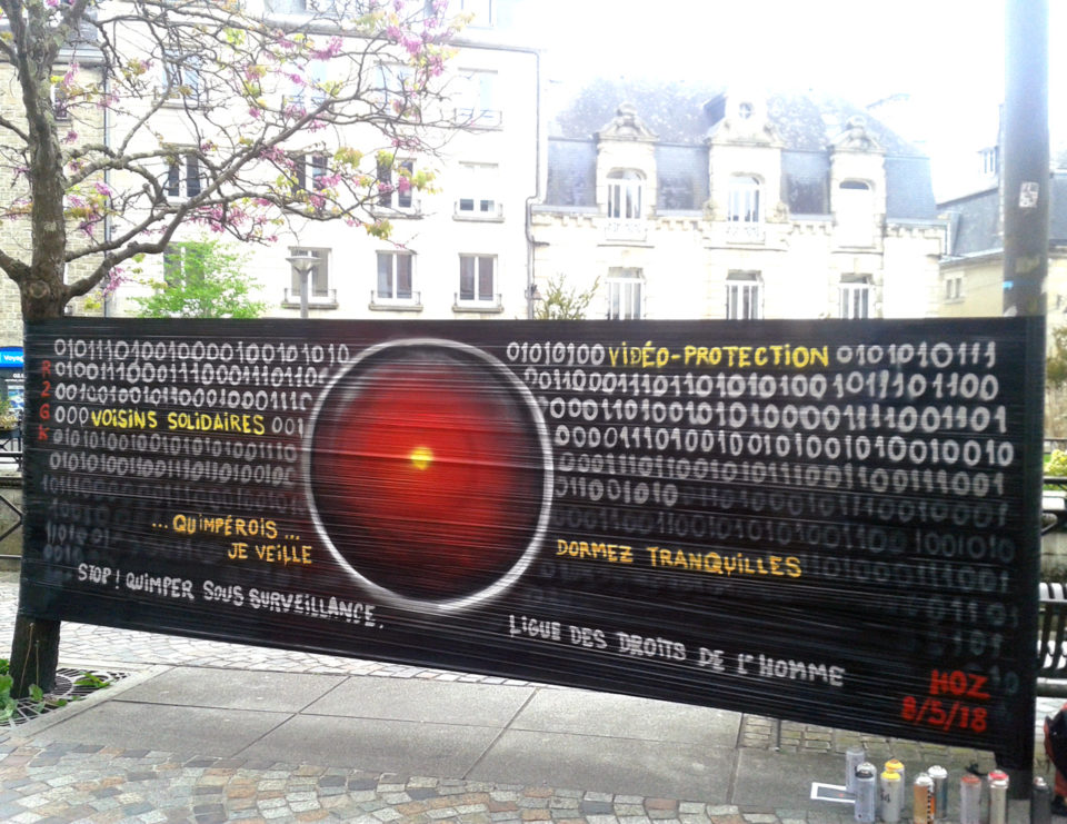 Fresque cellophane "Stop! Quimper sous surveillance" par HOZ - 8 mai 2018