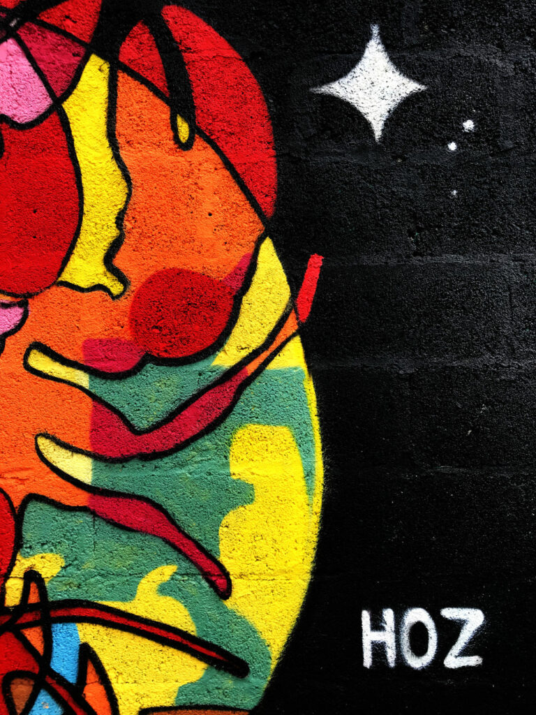 Fresque réalisée par HOZ à Plomeur (détail)