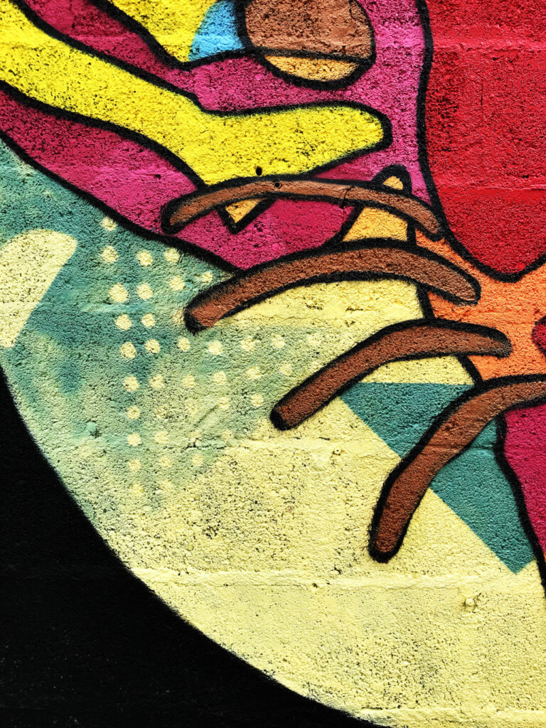 Fresque réalisée par HOZ à Plomeur (détail)